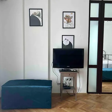 New Center Flat - 60sq