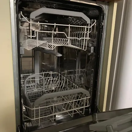 New Center Flat - 60sq Apartment